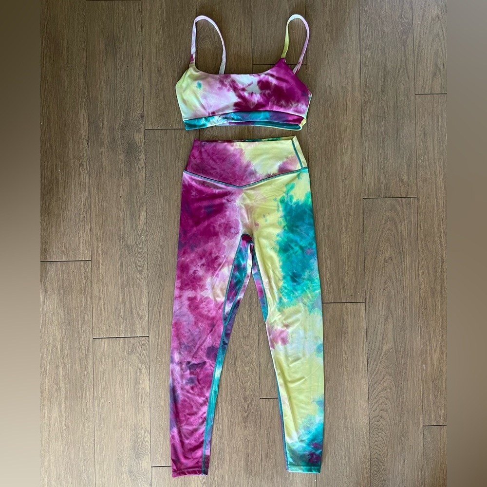 Vitality (Balance Athletica) leggings and bra set